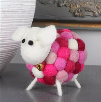 Romeo the Romantic Sheep