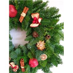 Winter Spice Christmas Wreath - 12"