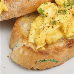 Scrambled Egg on Toast - large